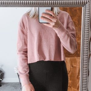 cropped pink shirt